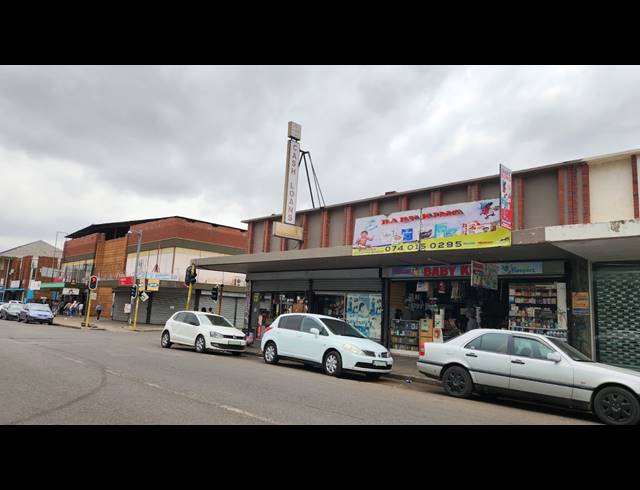 500M² RETAIL FOR SALE IN RUSTENBURG CENTRAL